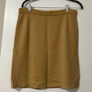 St John knit suit skirt